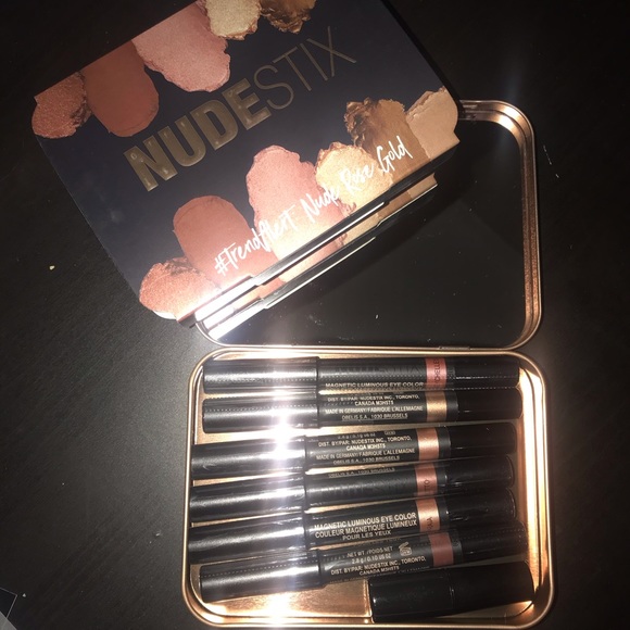 NudeStix Rose Gold Eyeshadow Sticks Palette - Picture 4 of 5